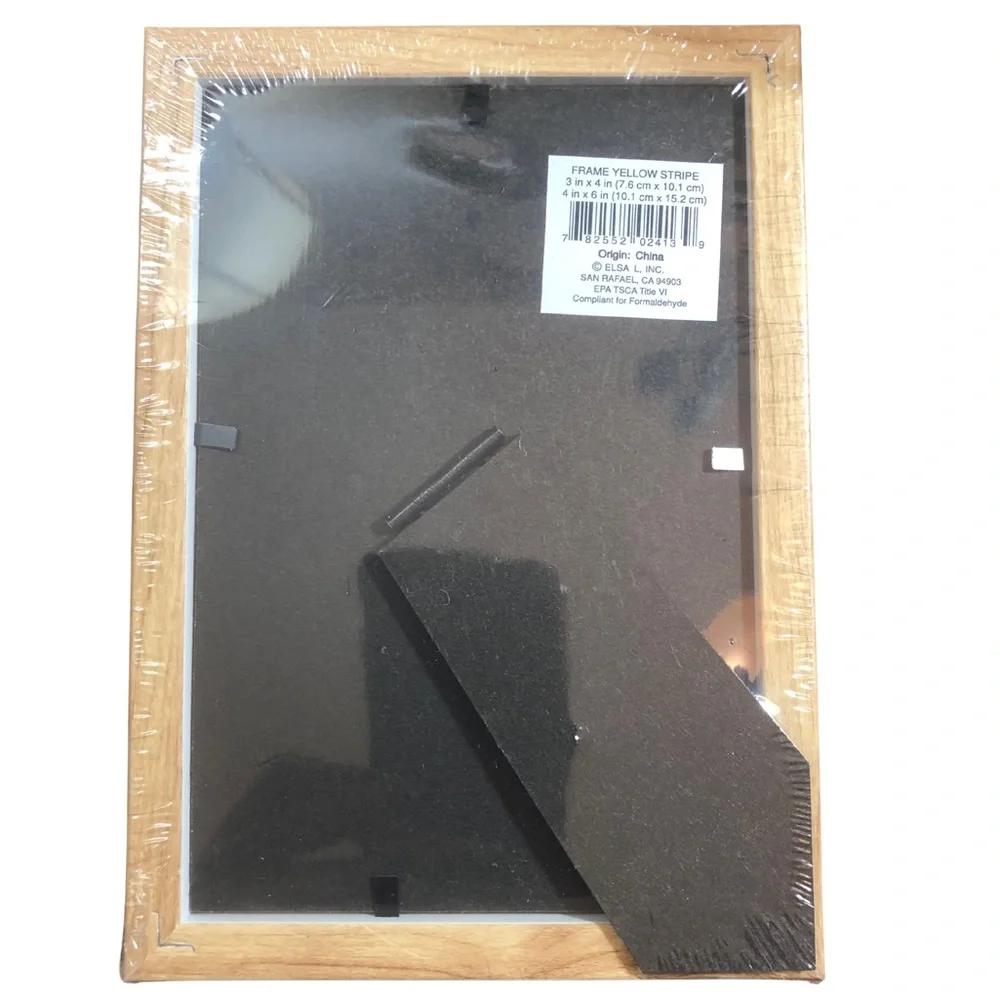 NEW Target Elsa L Wood Finish Picture Frame w/Yellow Striped Mat: 3x4 or 4x6